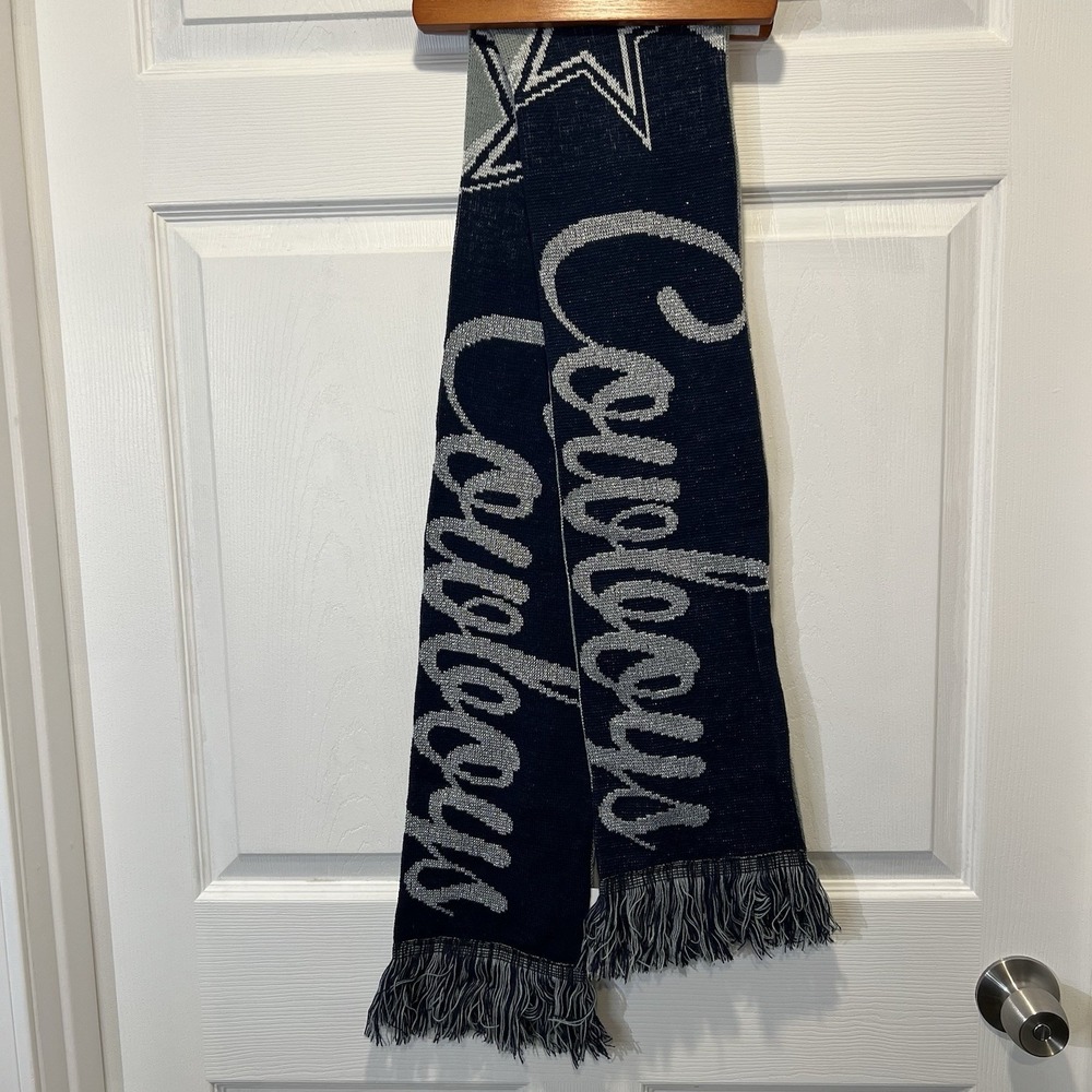Forever Collectibles Dallas Cowboys Reversible Scarf Blue/Gray/White 62x7 EUC